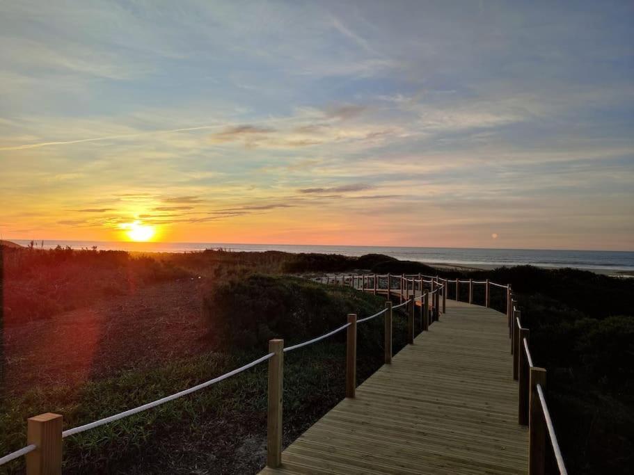 Casa De Praia Acolhedora/ Cosy Beach House Marinha das Ondas Zewnętrze zdjęcie